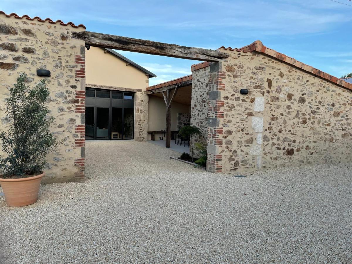 Gite De La Foye - Le Jasmin Combrand Exteriör bild